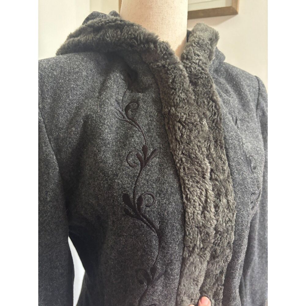 VTG Esprit Wool Coat Faux‎ Fur Trim Hooded Jacket Embroidered Dark Cottage Small - Picture 4 of 9